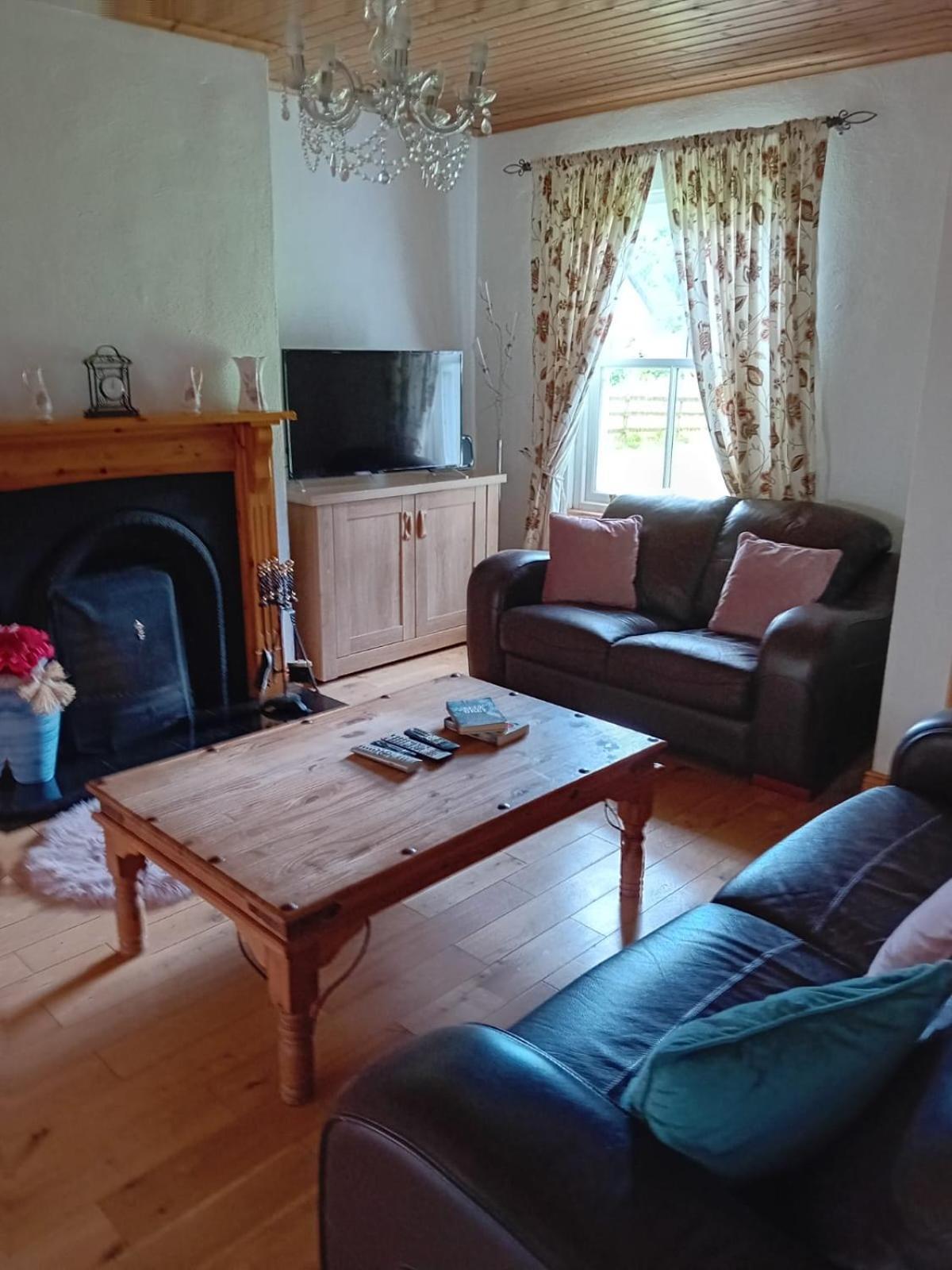 Katy Kellys Countryside Self Catering Cottage Roscommon Bagian luar foto
